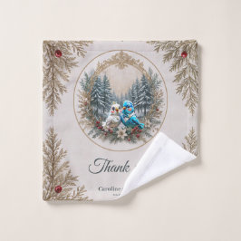 Paisaje invernal con una linda pareja de bodas de 