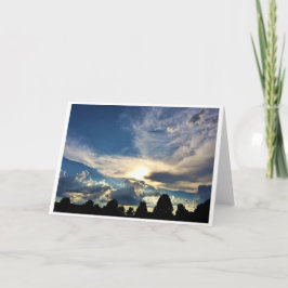 Paisaje nublado, tarjeta