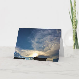 Paisaje nublado, tarjeta