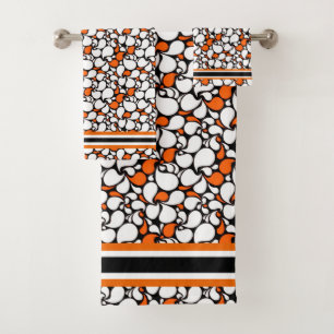 paisley naranja y negro