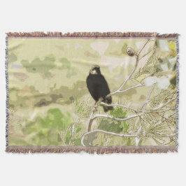 Pájaro en una manta de árbol de pino