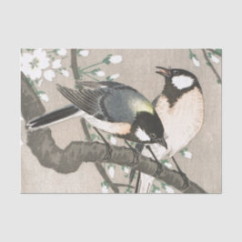 Pájaro japonés en papel de árbol