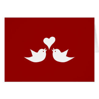 Pájaros del amor con el corazón que casan