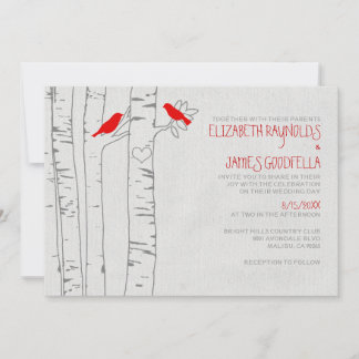 Pájaros rojos que casan invitaciones