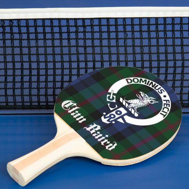 Pala De Ping Pong Clan Baird Escudo Badge & Tartan (in situ)