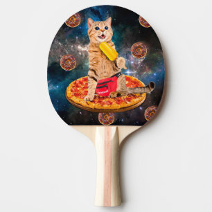 Pala De Ping Pong Gato en una pizza comiendo helado