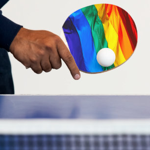 Pala De Ping Pong La bandera del orgullo gay de SlipperyJoe's ondean