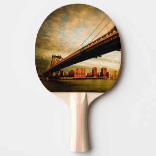 Pala De Ping Pong La opinión del puente de Manhattan del lado de