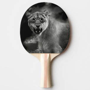 Pala De Ping Pong León enojado en blanco y negro
