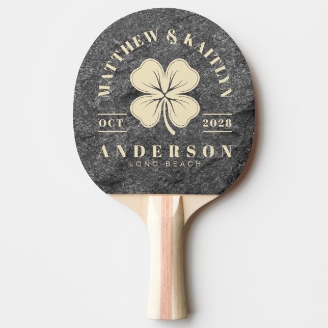 Pala De Ping Pong Modern Dark Granite Irish Clover Wedding Crest (Anverso)
