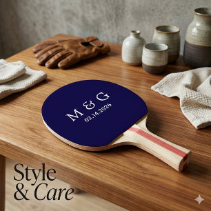 Pala De Ping Pong Monograma personalizado y fecha personalizada azul