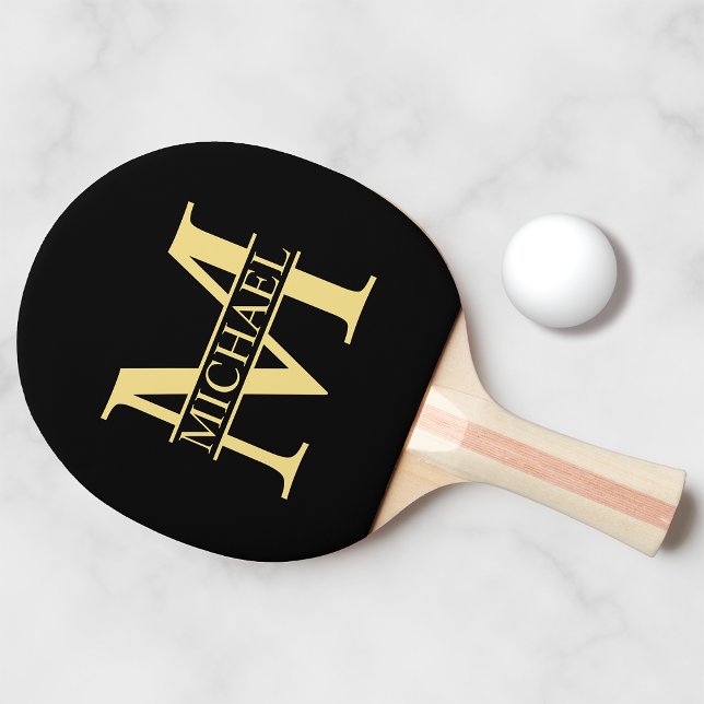 Pala De Ping Pong Monograma y nombre personalizados en negro y oro (Subido por el creador)