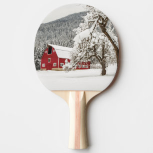 Pala De Ping Pong Nieve fresca en granero rojo
