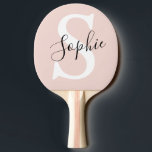 Pala De Ping Pong Nombre personalizado moderno Monograma Pastel rosa<br><div class="desc">Nombre personalizado moderno Monograma Pastel rosa</div>