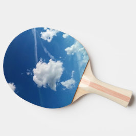 Pala De Ping Pong Nubes pequeñas, en la luz
