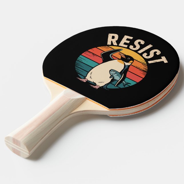 Pala De Ping Pong Pingüino Divertido Resiste Protesta Contra Arancel (Ángulo frontal)