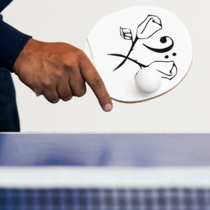 Pala De Ping Pong Rosa gemelo sobre Bass Clef