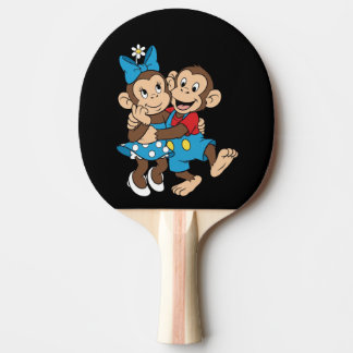 Pala De Ping Pong Zina y Mimo están coqueteando.