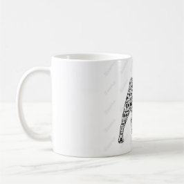 Palabras del barro amasado en taza negra de la