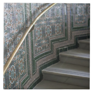 Palacio de Comunicaciones, azulejos moriscos