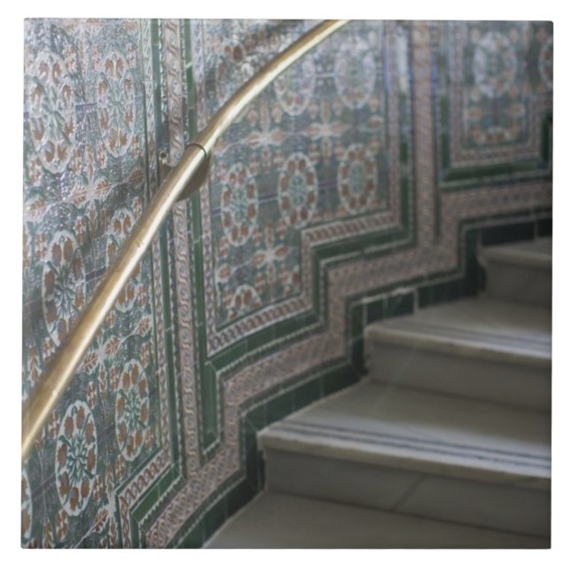 Palacio de Comunicaciones, azulejos moriscos (Frente)
