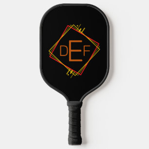 Palas De Pickleball 3 Letra monograma inicial cuadrados marrón rojo