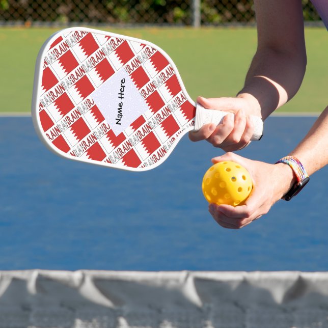Palas De Pickleball Bahréin y la bandera de Bahréin con tu nombre (in situ)
