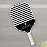 Palas De Pickleball Bandas modernas con monograma de alta escala en el<br><div class="desc">Este diseño incluye un patrón de rayas blancas a la moda - Si su arte todavía necesita ser ajustado,  haga clic en el Personalizar Este botón. Esto le llevará a un área de diseño donde puede mover cosas e incluso cambiar fuentes o color.</div>