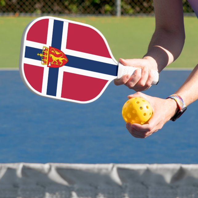 Palas De Pickleball Bandera de Noruega/ Escudo de armas (in situ)