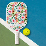 Palas De Pickleball Bonito Watercolor Garden Flores Personalizado Text<br><div class="desc">Juega con estilo con esta pala de pickleball con un patrón floral de acuarela de bonito. Añada el texto de su personalizado para personalizar la paleta - nombre, monograma, ubicación, nombre de la empresa o club, número de teléfono, etc. El regalo perfecto para pickleball para mamás, abuelas, niños, familias, damas...</div>