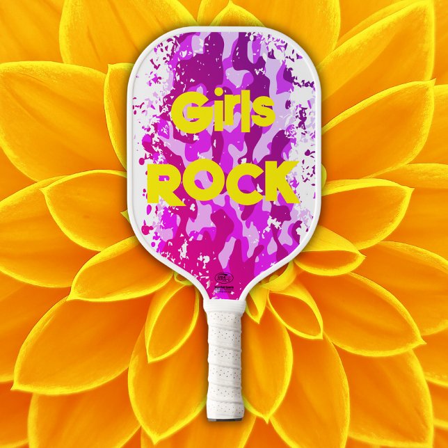 Palas De Pickleball Camuflaje rosa con texto amarillo | (Subido por el creador)