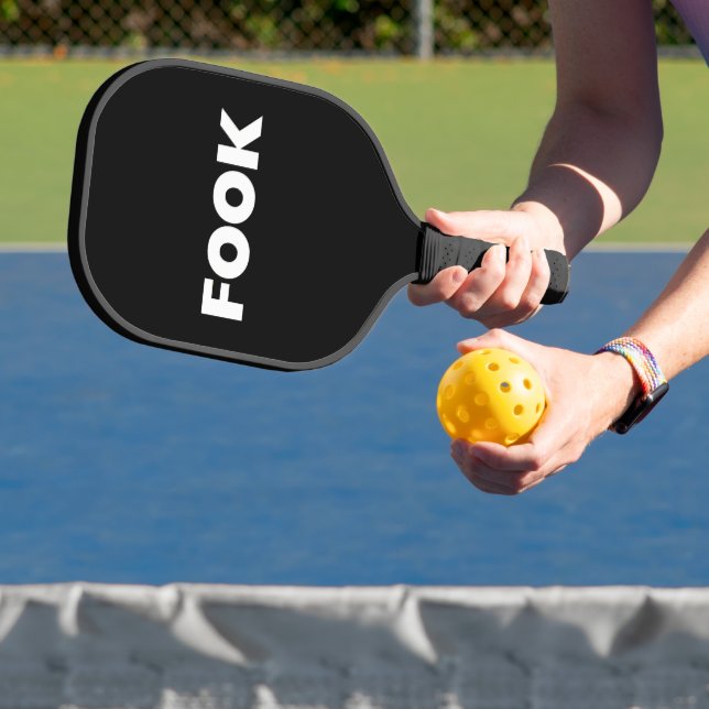 Palas De Pickleball Carbono de remo negro y blanco (in situ)