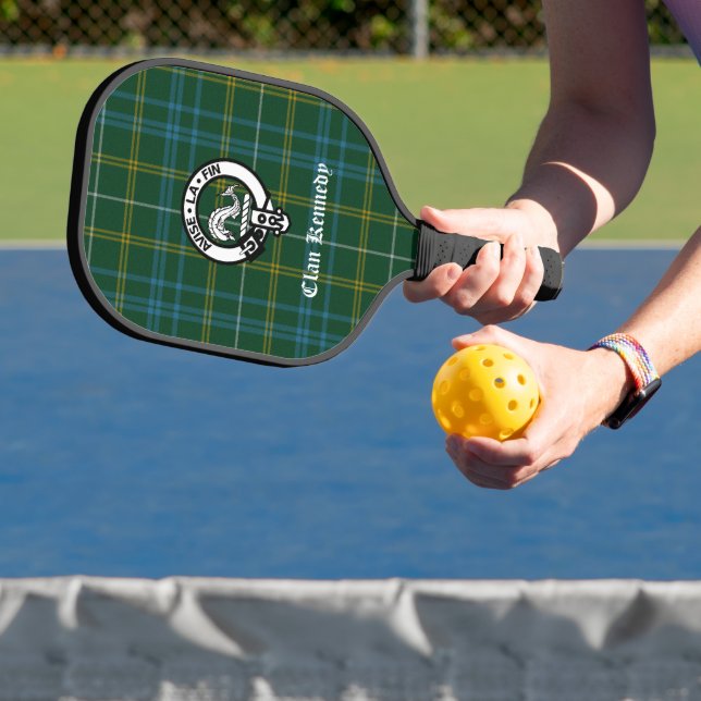 Palas De Pickleball Clan Kennedy Escudo Badge & Tartán (in situ)