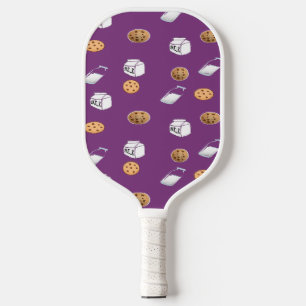 Palas De Pickleball Cookies y leche en un patrón púrpura