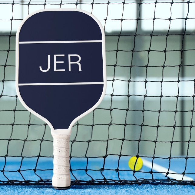 Palas De Pickleball Crea tu propio Azul Monogramado Moderno (Navy Blue Personalized Monogrammed Initials Custom Sports Pickleball Paddle For Him or For Her)