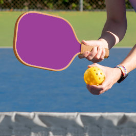Palas De Pickleball Diseño con un impresionante fondo morado y blanco