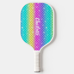 Palas De Pickleball Divertida chica esparce escalas de sirena arcoiris