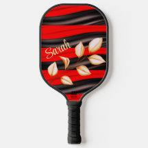 Dorado personalizado con rojo y negro