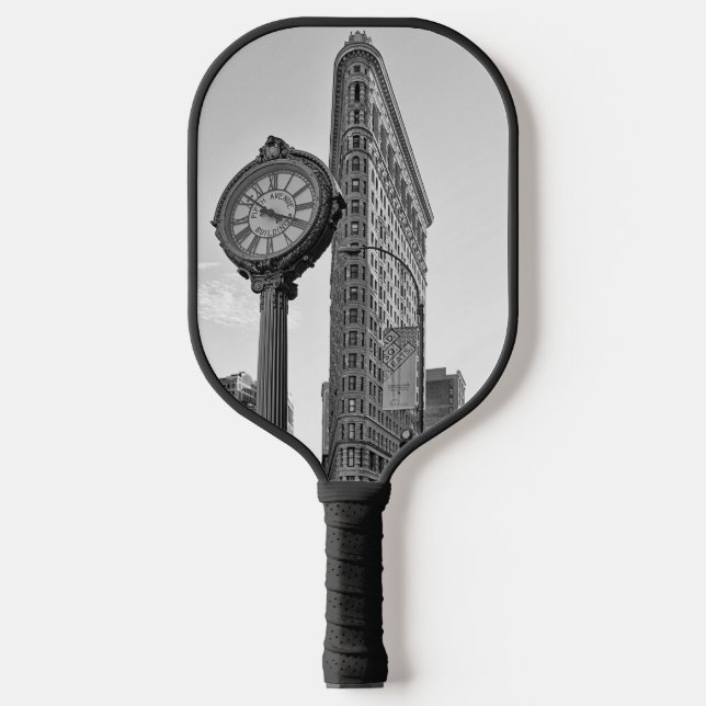 Palas De Pickleball Edificio Flatiron y reloj en blanco y negro 2 (Anverso)