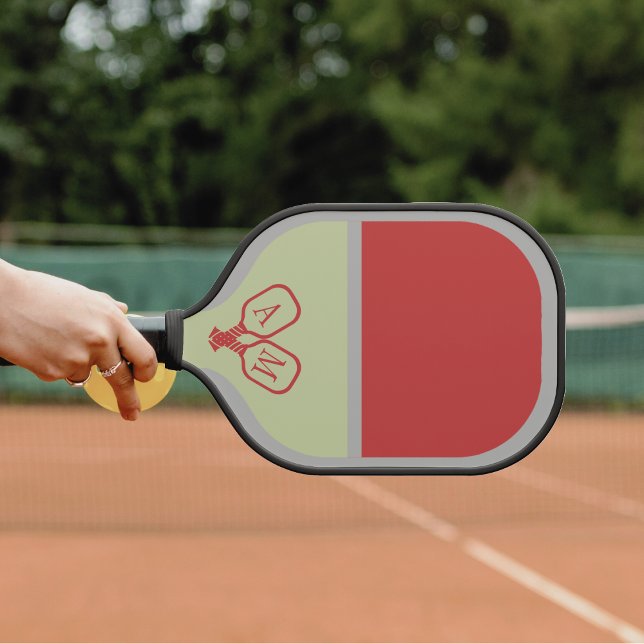 Palas De Pickleball Elegant Modern Monogram Pickleball Symbol  (Front of the paddle being played )