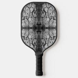 Palas De Pickleball Foto en Blanco y Negro de la Corteza de un Árbol d