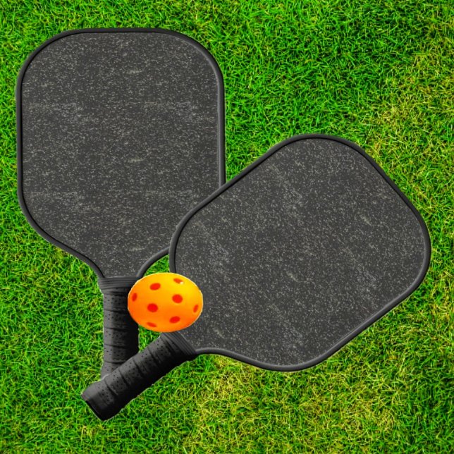 Palas De Pickleball Granito Iron Pickleball Paddle (Granite Iron gives a plain, no-nonsense, style to its design!)