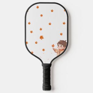 Palas De Pickleball Hoja de otoño sostenida por un niño lindo