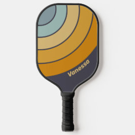 Palas De Pickleball Huella vintage retrógrada de arco iris con nombre