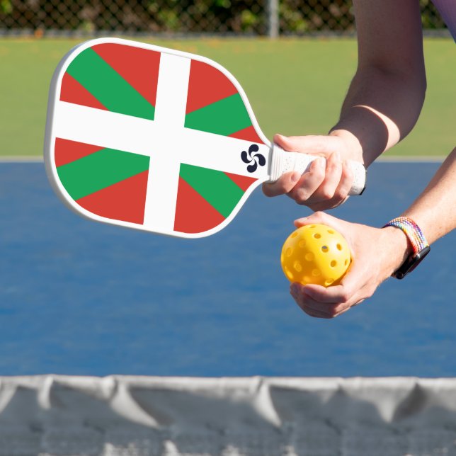Palas De Pickleball Ikurrina con el símbolo de Lauburu (in situ)