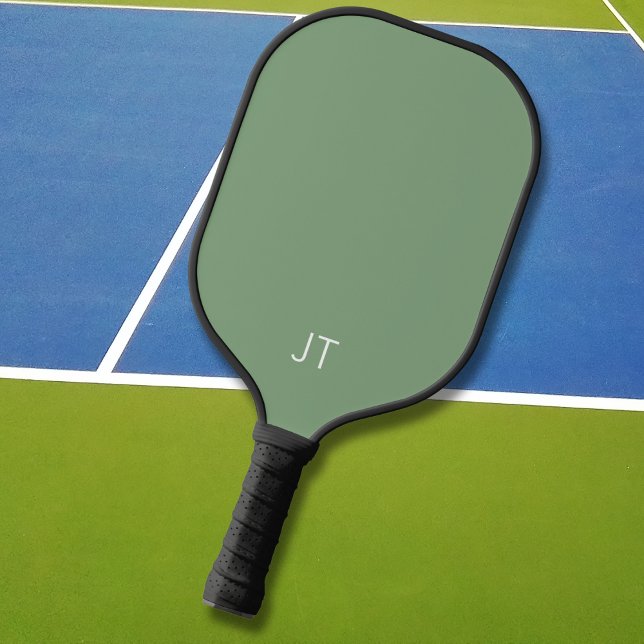 Palas De Pickleball Iniciales monogramadas en monograma verde simple (Subido por el creador)