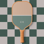 Palas De Pickleball Iniciales monogramadas verdes Minimalistas moderna<br><div class="desc">Diseño verde elegante y moderno e iniciales monogramadas por personalizados</div>