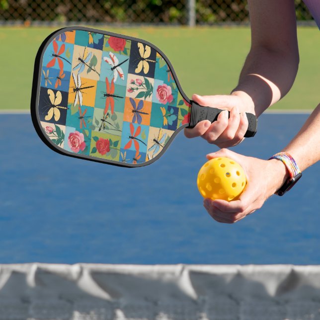 Palas De Pickleball Libélulas Coloridas Y Rosas Parche (in situ)
