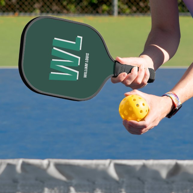 Palas De Pickleball Minimalist Emerald Green Personalized Monogram  (in situ)