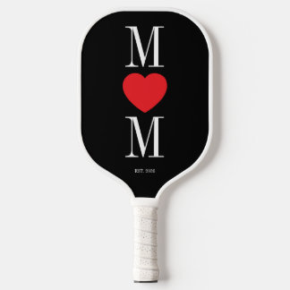 Palas De Pickleball Minimalista Mamá de negro y blanco con corazón roj